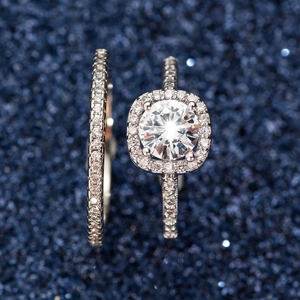 925 Sterling Silver Diamond Halo 2P Ring Set - Picture 2 of 2